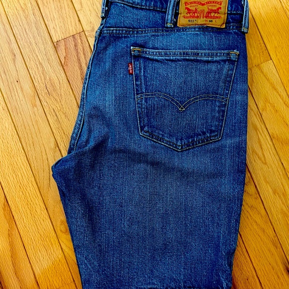 Levi’s Jean shorts 511 - Picture 2 of 3